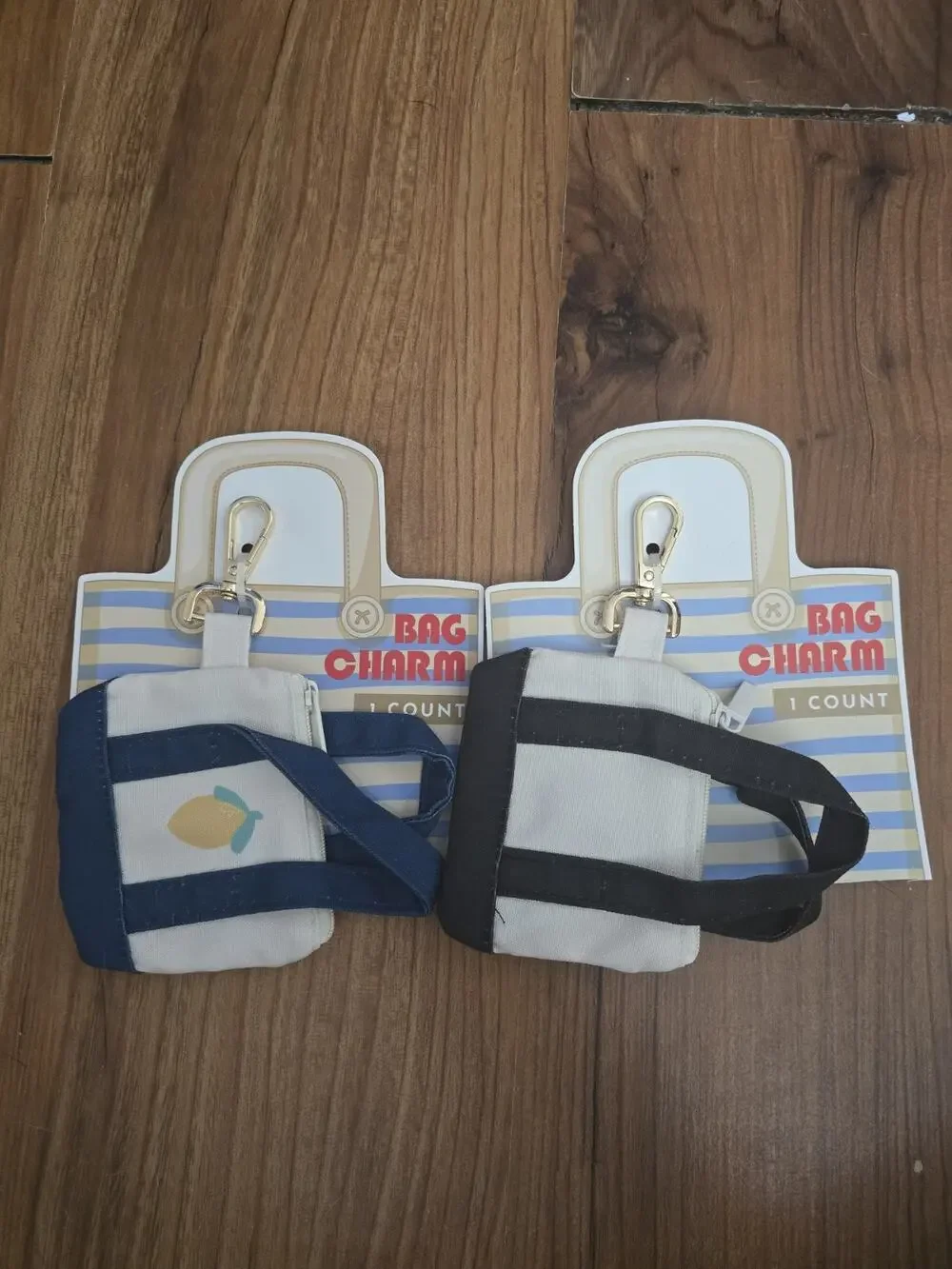 Target Bullseye Playground Spring Black Canvas Bag Clip Brand New S32